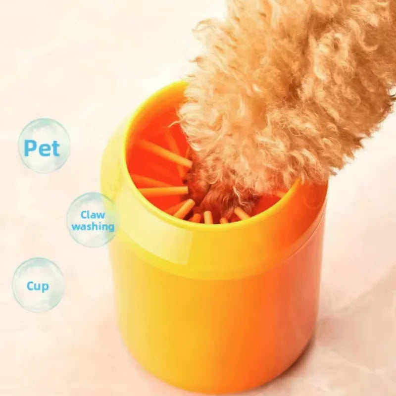 Pet Paw Cleaner Bucket – Portable Silicone Paw Washer for Dogs